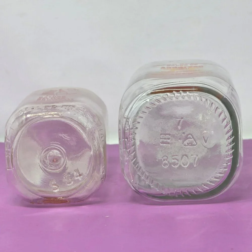 Vintage Glass Milk Bottles 1 Anderson Dairy Farms 1 Union‎ Dairy Farms Red Print